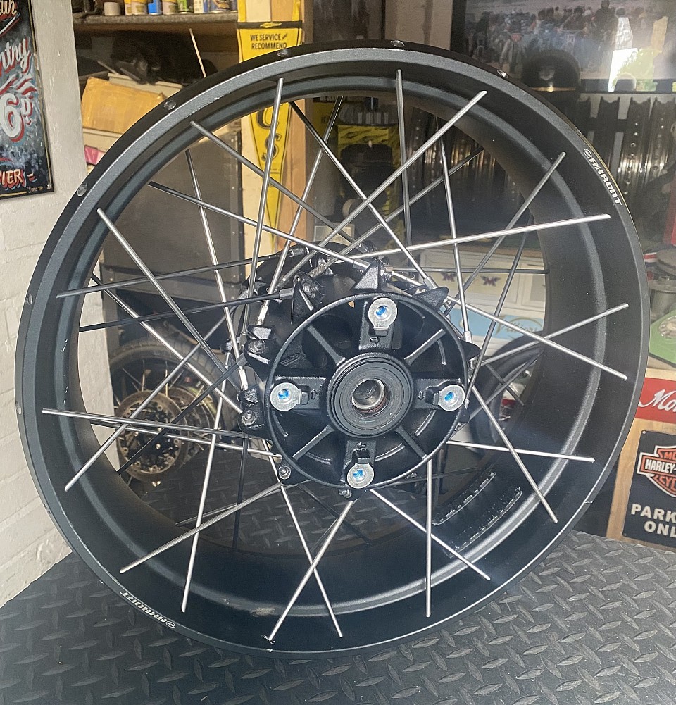 Triumph tubeless extremely hard to build and true £200 per wheel